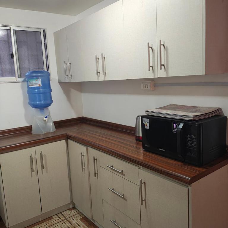 Hermosa Casa para turistas - Two-Bedroom House - 4
