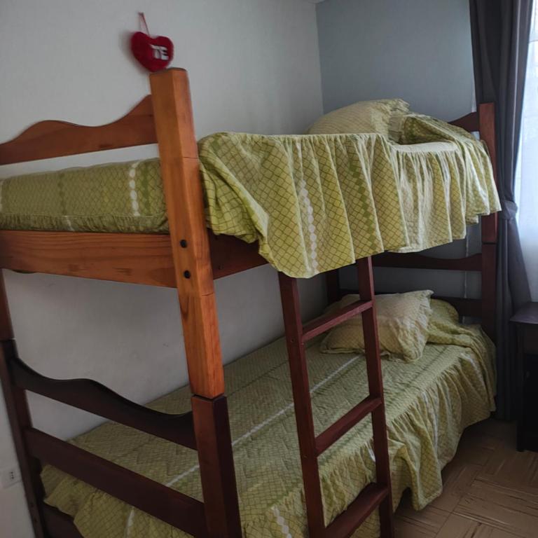 Hermosa Casa para turistas - Two-Bedroom House - 5