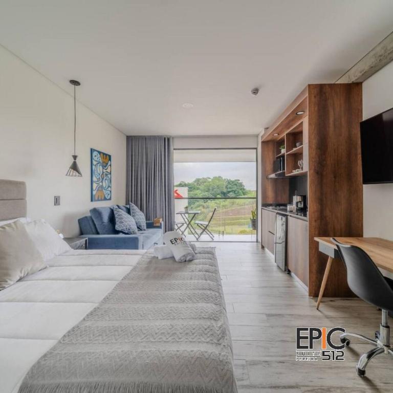 Epic Suite 512 Deluxe Airport - Suite - 3