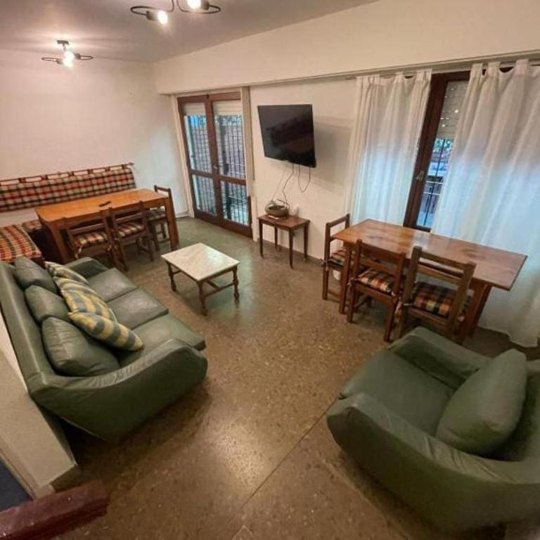 PH con cochera cubierta cerca de la playa - Two-Bedroom Apartment - 4