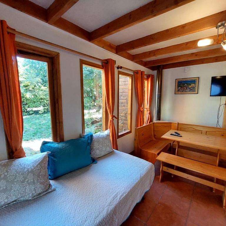 Cabañas Kalfucura - Deluxe Two-Bedroom Apartment with Garden View - 2