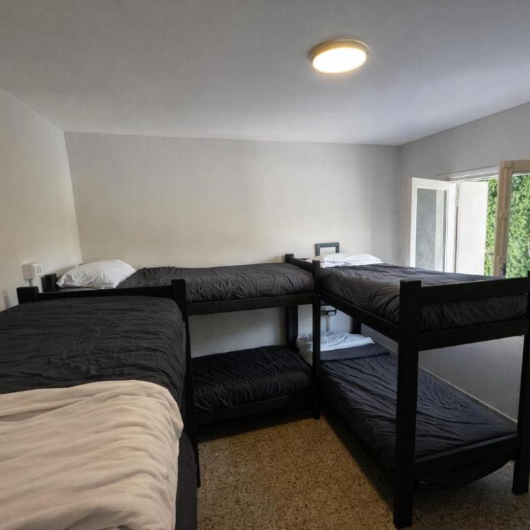Rocarosa Beach House 2 - Four-Bedroom House - 14