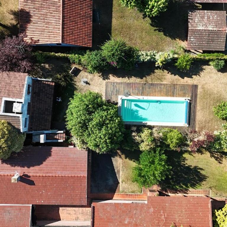 Casa con piscina climatizada privada de 10 metros - Three-Bedroom House - 32