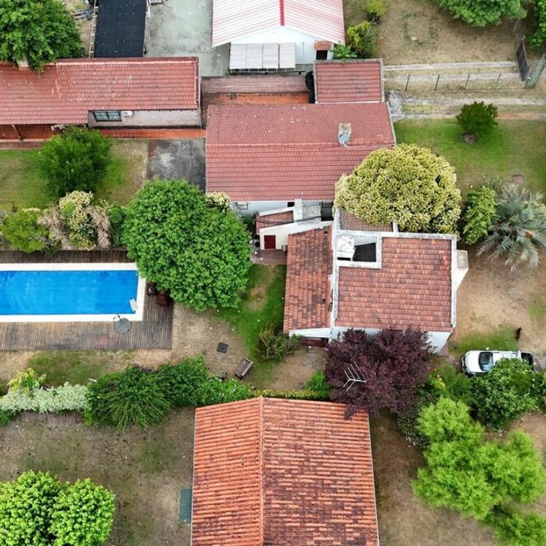 Casa con piscina climatizada privada de 10 metros - Three-Bedroom House - 37