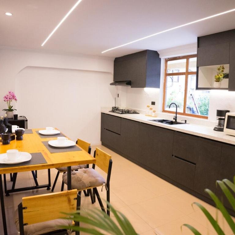 beautiful and comfortable suit - One-Bedroom Apartment - 13