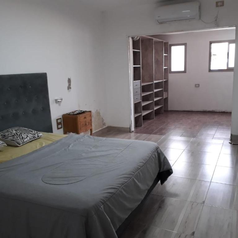 CASA CON PILETA EN EL CENTRO de CORRIENTES - Four-Bedroom House - 11