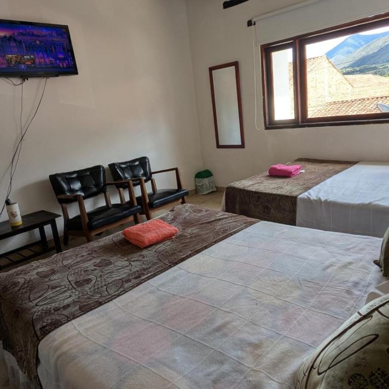 Casa de Huéspedes Faletto - Deluxe Double Room with Two Double Beds - 9