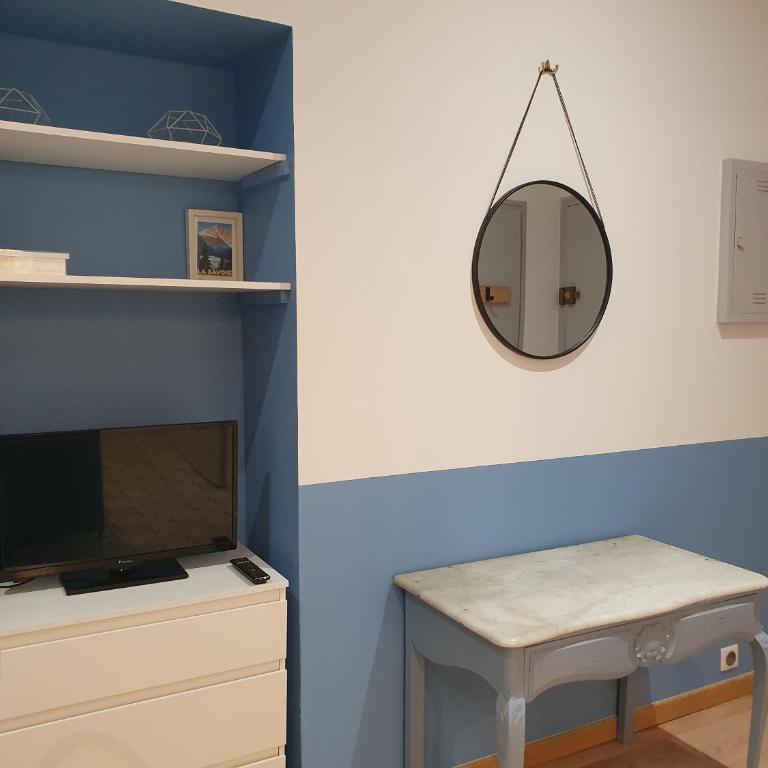 Studio Meublé L'Orée du Parc - Apartment - 9