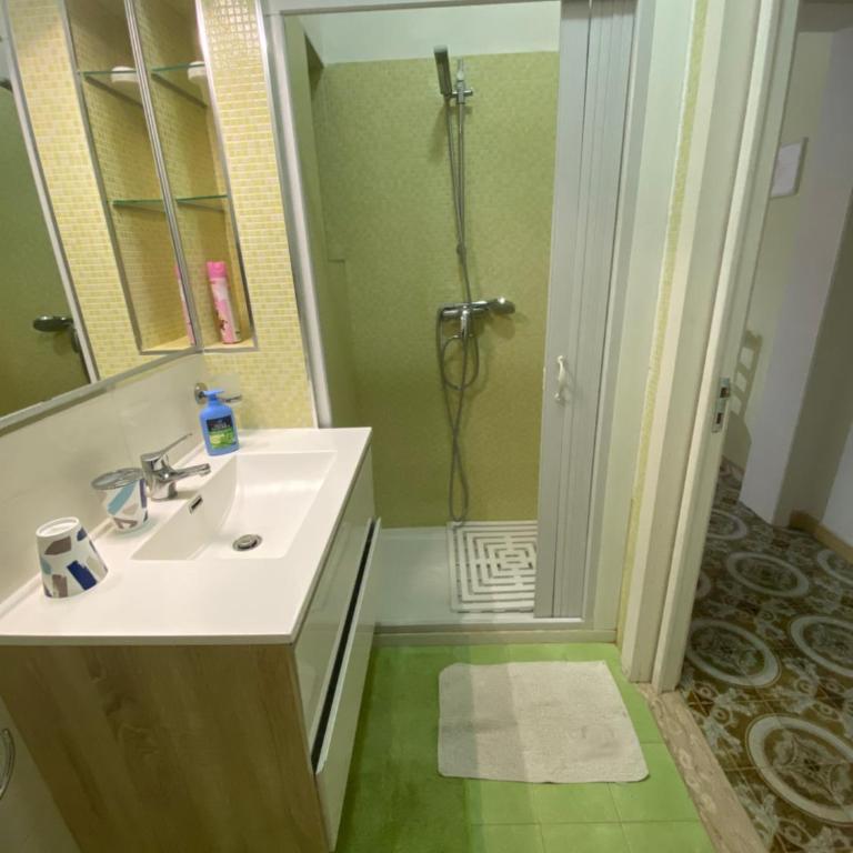 Saraceni - Two-Bedroom House - 8