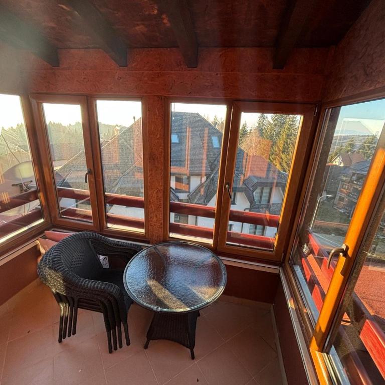 Kopaonik Najpovoljniji Apartmani - Apartment - Split Level - 10