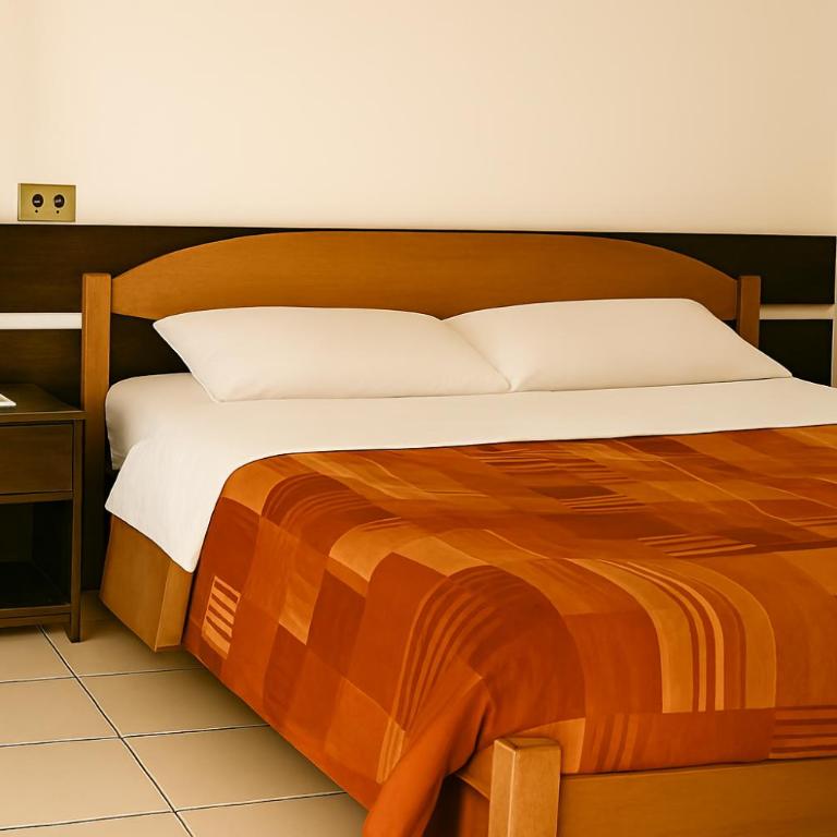 Hanaq House - Queen Room - 3