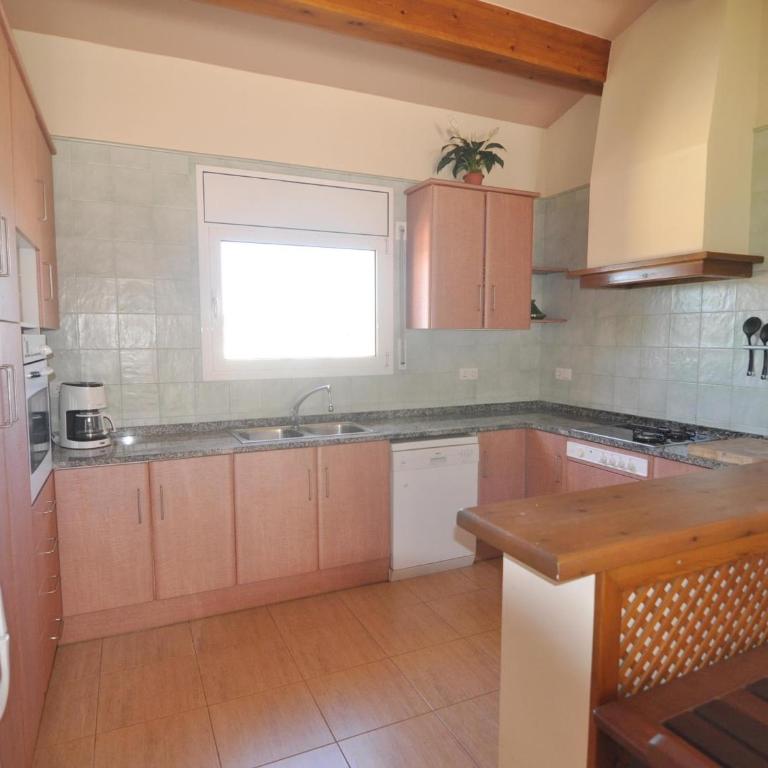 Casa espaciosa con jardín y piscina privada en L'Escala - HISP-7-82 - Villa - 8