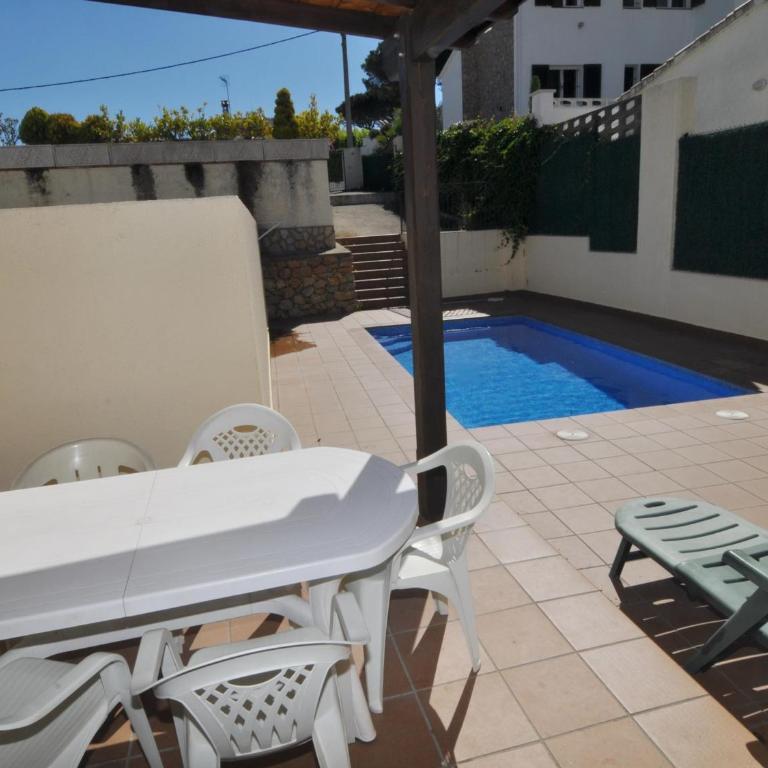 Casa con Piscina Privada y WIFI a 850m de la Playa, Torroella de Montgrí - HISP-7-2 - Villa - 4