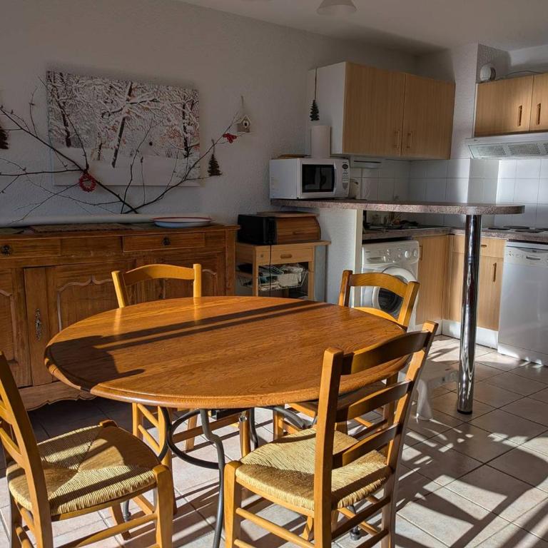 2 pièces spacieux avec parking - Centre Font-Romeu - Appartement 1 Chambre - 2