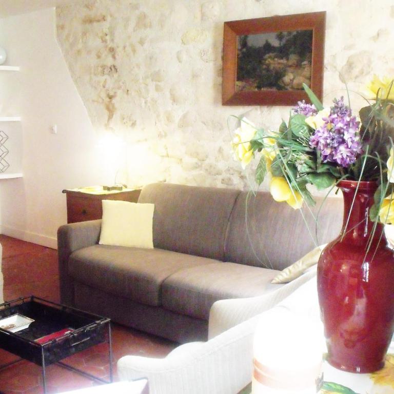 Marais Temple ID 258 - Two-Bedroom Apartment - 3