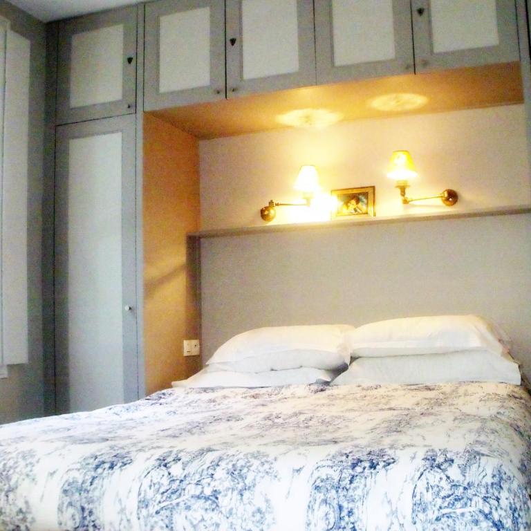 Marais Temple ID 258 - Two-Bedroom Apartment - 10