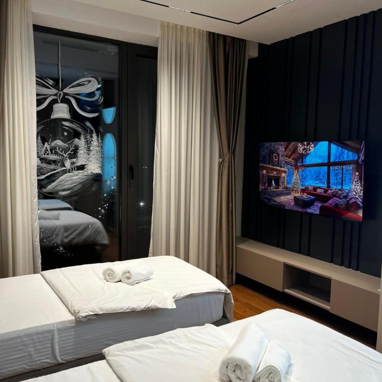 Planet Lux Apartment with secured parking In the garage - One-Bedroom Apartment - 3