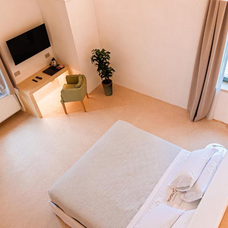 Masseria Eirene - Suite Deluxe con Vasca Idromassaggio - 8