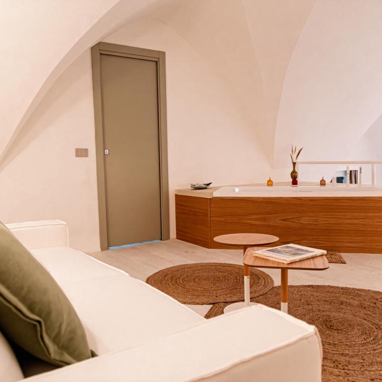 Masseria Eirene - Suite Deluxe con Vasca Idromassaggio - 9