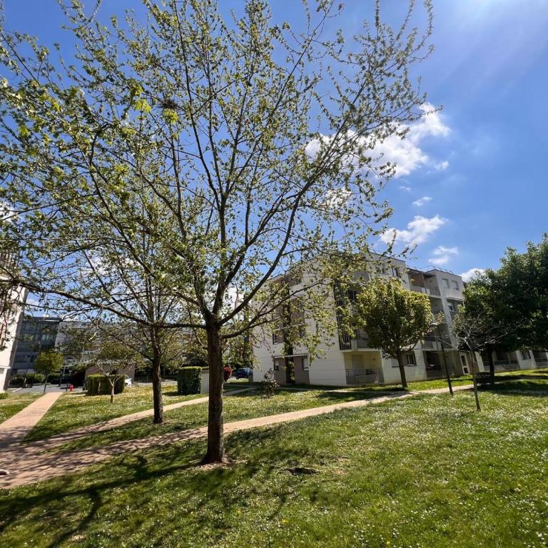 Welcome to Disneyland Paris, 1-2 bedroom, 2 parking, bus, restaurant - Apartamento con balcón - 18