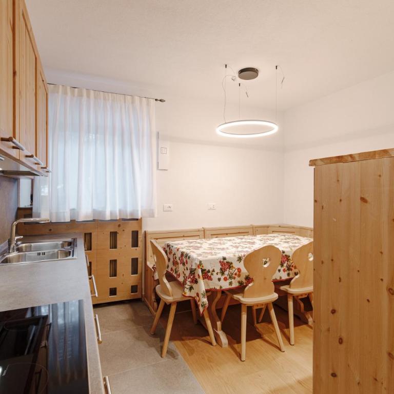 Appartamento Borésc - area wellness - Appartamento con 3 Camere da Letto e Vista Montagna - 1