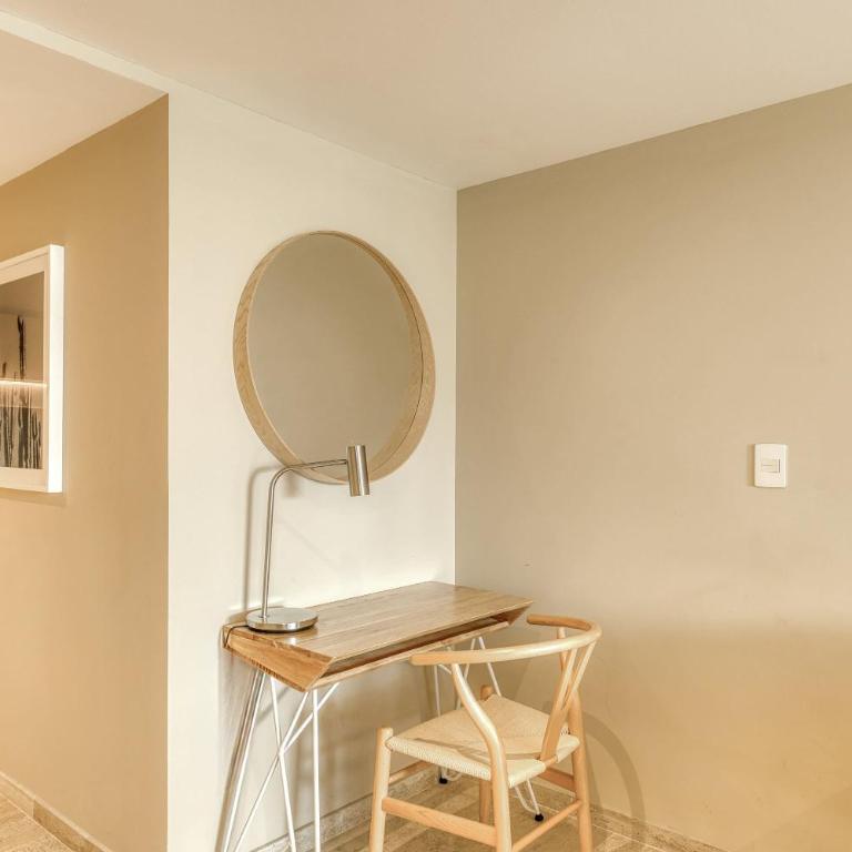 QRO 701 - Apartment - 5