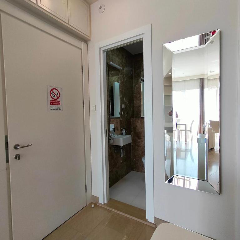 Sunrio Apartments - Apartman sa 2 Spavaće Sobe, Terasom i Pogledom na More - 3