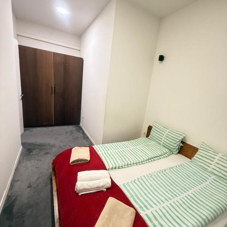 Old Town Luxe Living - Apartment - 8