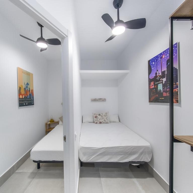 Robles calle, 3p junto a Puente de Vallecas metro - Appartamento con 2 Camere da Letto - 4