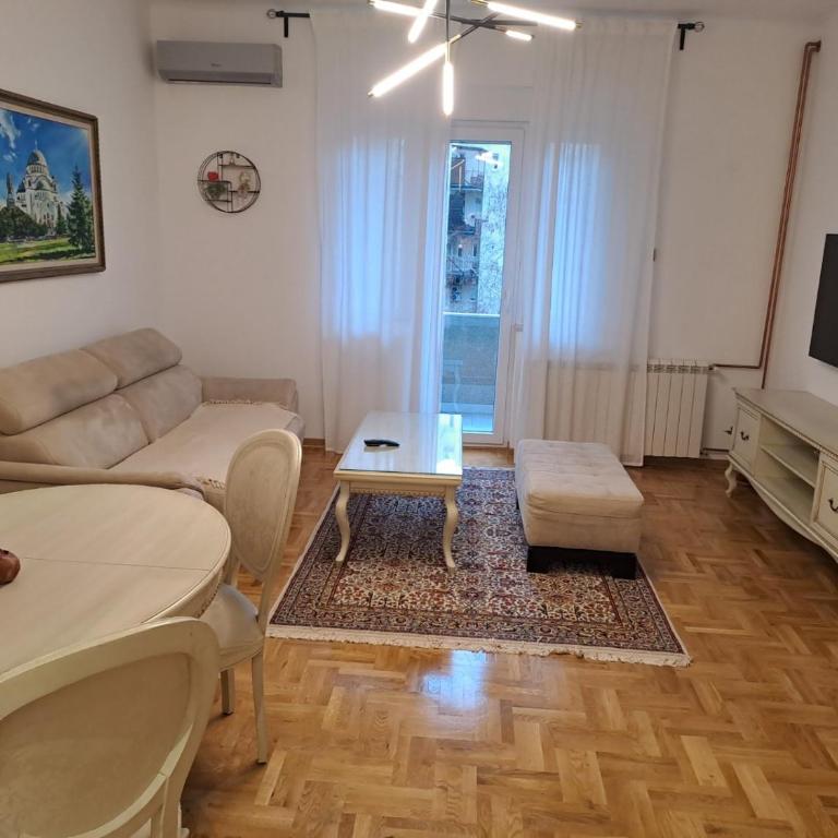 Stan - Two-Bedroom Apartment - 4