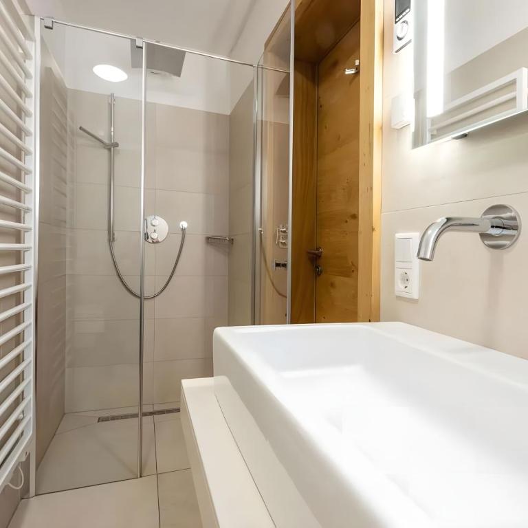 Mountain Lodge Leogang-Premium Apartment, Balkon, Bergblick, Kamin, Sauna - Apartment mit 3 Schlafzimmern - 7