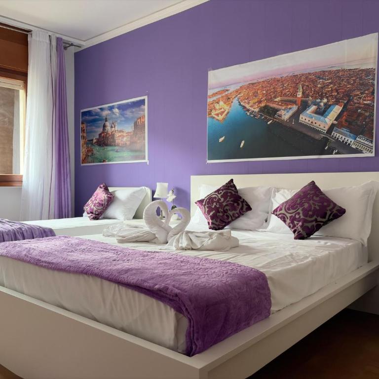 Leone Di Venezia - Camera Tripla Economy con Bagno in Comune - 6