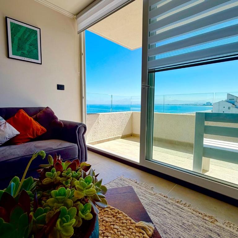 Departamento frente al mar - Two-Bedroom Apartment with Partial Ocean View - 11
