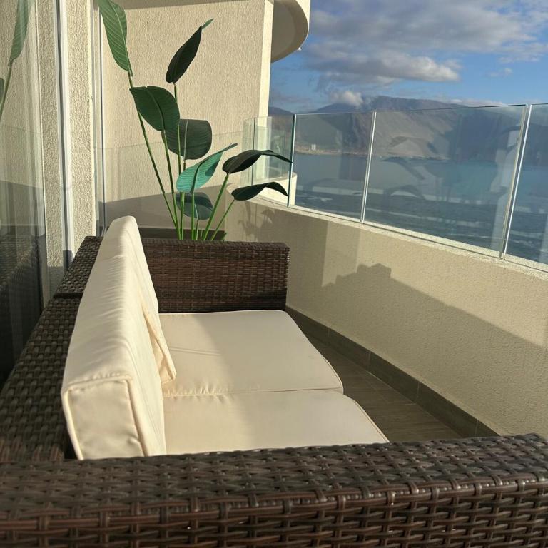 Departamento 2D a pasos de la playa Península de Iquique hermosa vista - Two-Bedroom Apartment - 24