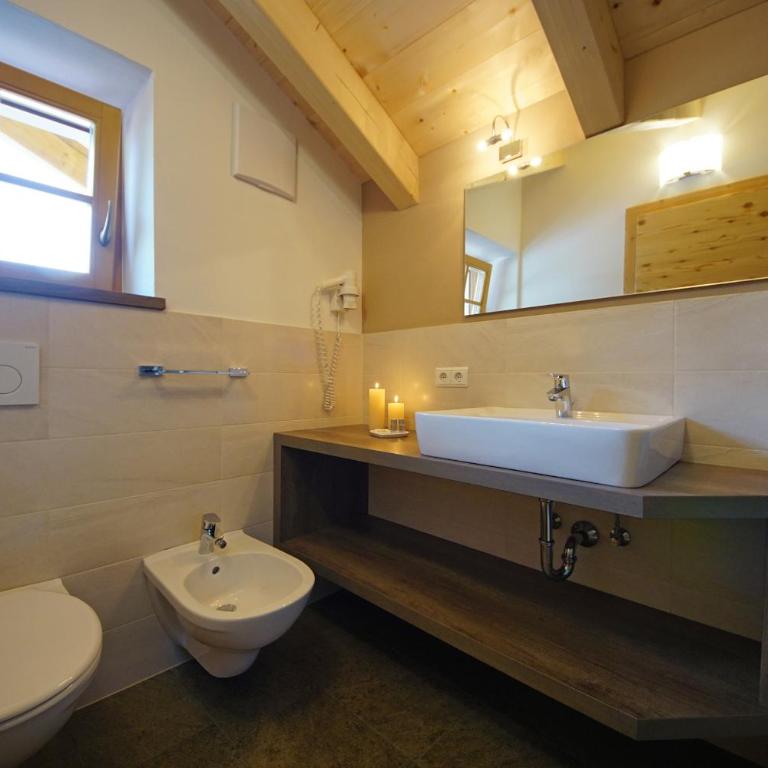 Garnì Tofana - Deluxe Doppel-/Zweibettzimmer - 2
