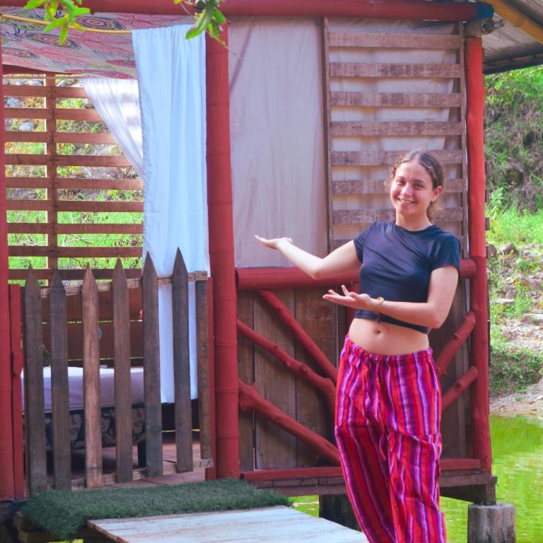 Hostal YAKU - Habitación Doble con vistas al lago - 4
