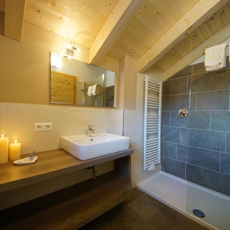 Garnì Tofana - Deluxe Doppel-/Zweibettzimmer - 3