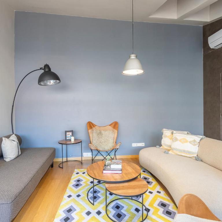 Apartment Barcelona Rentals - 3 bedroom penthouse with large terrace - Three-Bedroom Apartment - 10
