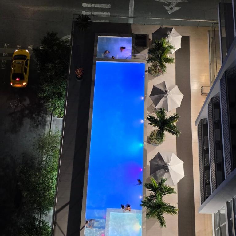 Beautiful Ocean View Apt Salinas Malecon Pier - Three-Bedroom Apartment with Ocean View - 1