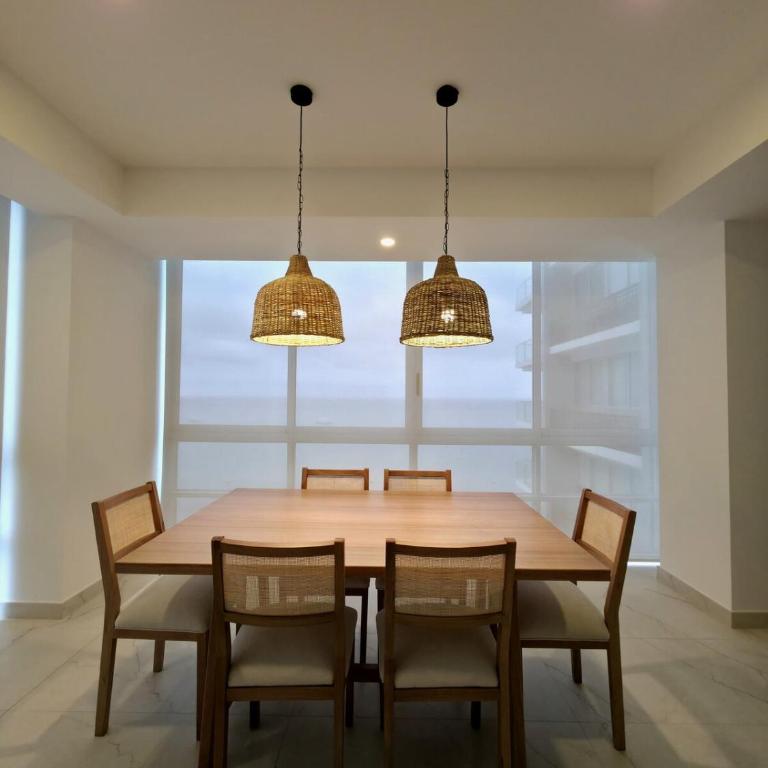 Beautiful Ocean View Apt Salinas Malecon Pier - Three-Bedroom Apartment with Ocean View - 19