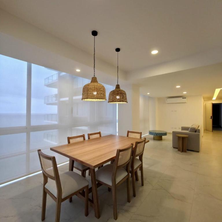 Beautiful Ocean View Apt Salinas Malecon Pier - Three-Bedroom Apartment with Ocean View - 38