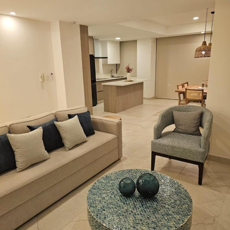Beautiful Ocean View Apt Salinas Malecon Pier - Three-Bedroom Apartment with Ocean View - 40
