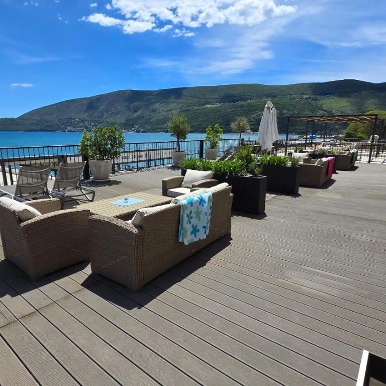 Tamaris Apartmani Igalo Centar - Apartment with Sea View - 2