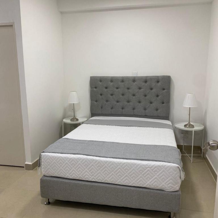 Apartahotel Provenza - Superior Family Room - 8
