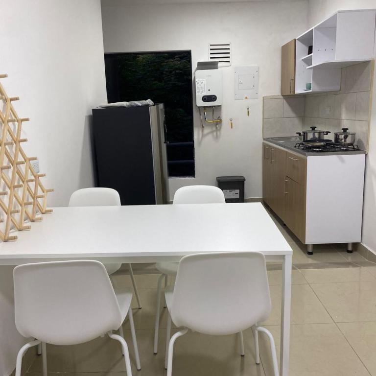 Apartahotel Provenza - Superior Family Room - 12