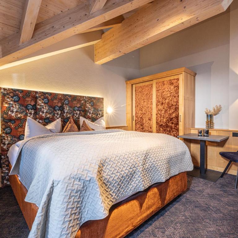 Apart Boutiquehotel SONNENHOF - Apartment mit 2 Schlafzimmern und Balkon - 11