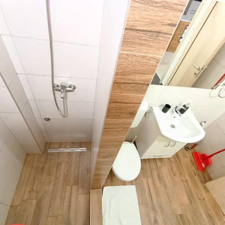Abbazia Apartments Free Parking Near Center and Vrbas River - Apartman sa 2 Spavaće Sobe - 31