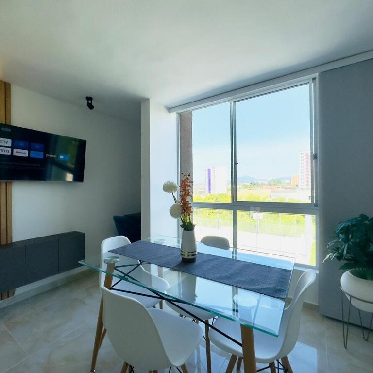 Luxurious full apartment - Two-Bedroom Apartment - 10