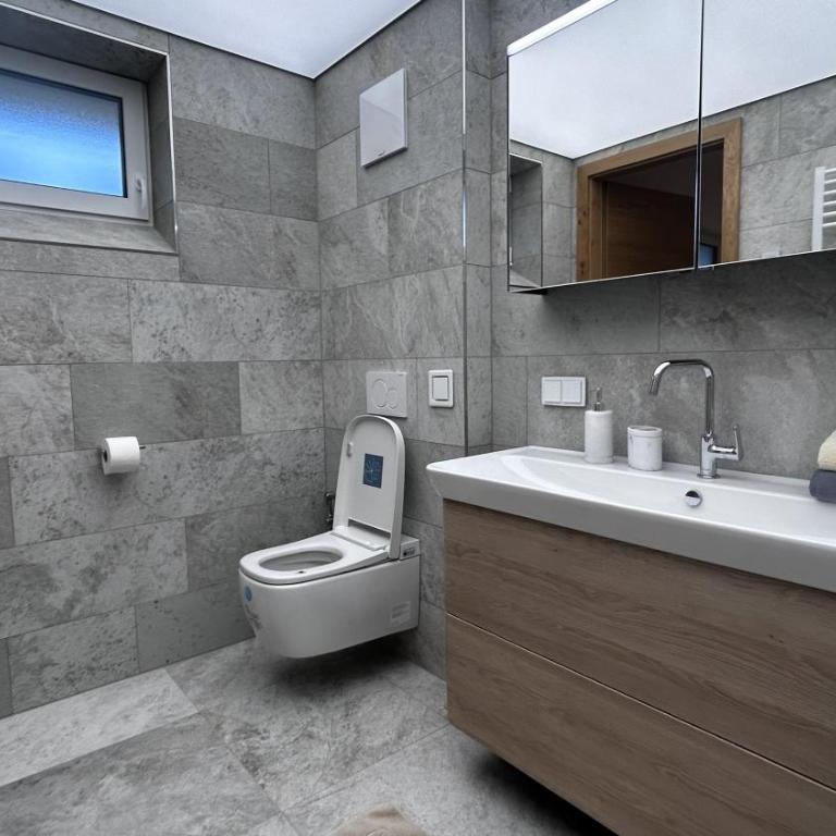Luxus Terrassenappartement Berg & See 2 - Appartamento con 2 Camere da Letto e Vista Giardino - 17