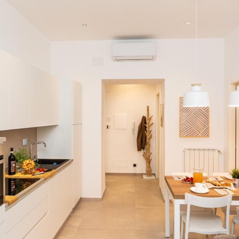 Colosseum Holidays - Marco Aurelio - Appartamento con 2 Camere da Letto - 5